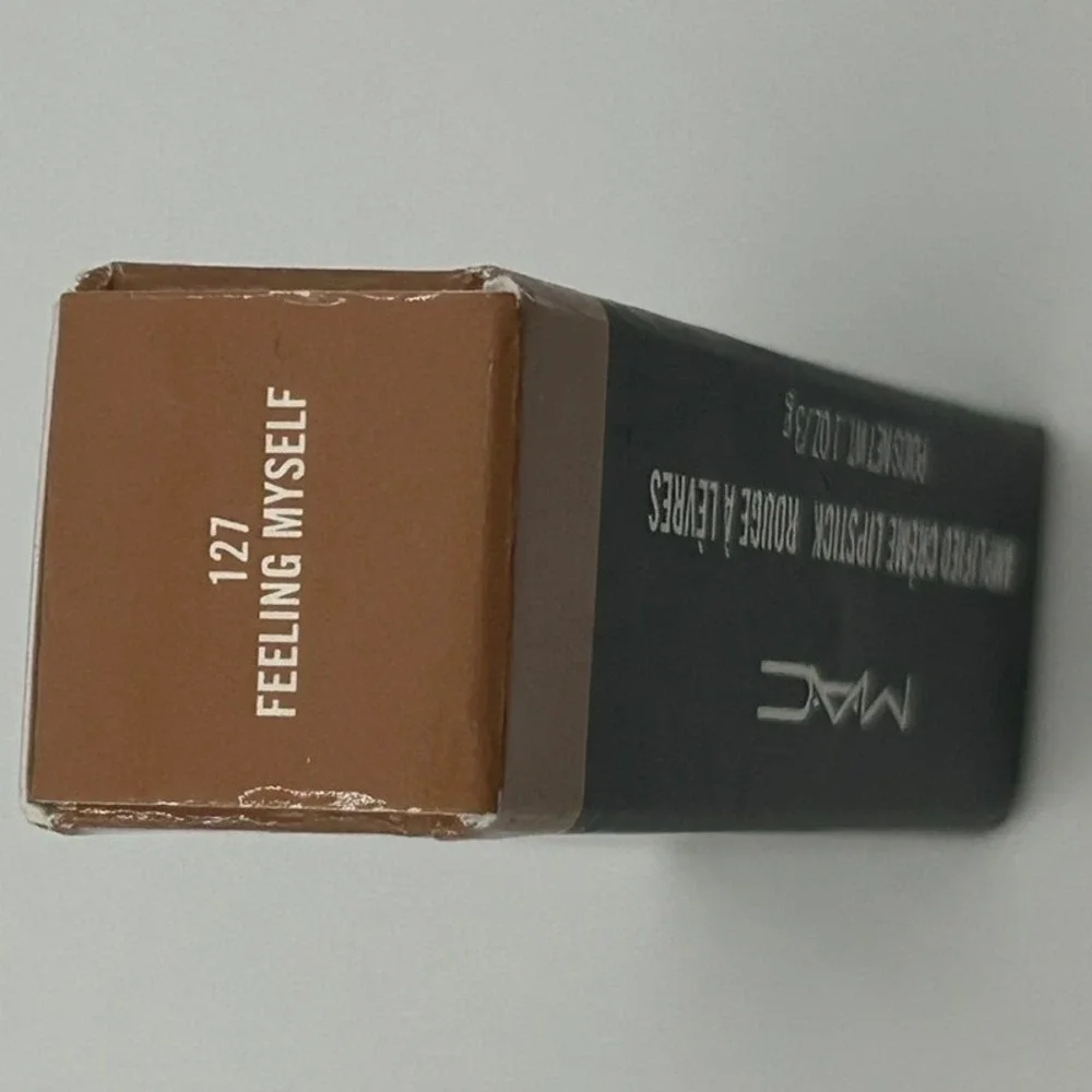 MAC Amplified Creme Lipstick Womens 0.1oz Feeling Myself New Coral Pink 127